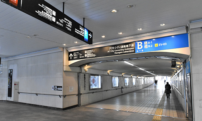 バスターミナル地下広場